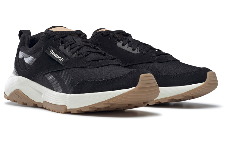 Lookbook Reebok Tradisi 'Hitam Putih' FZ4371