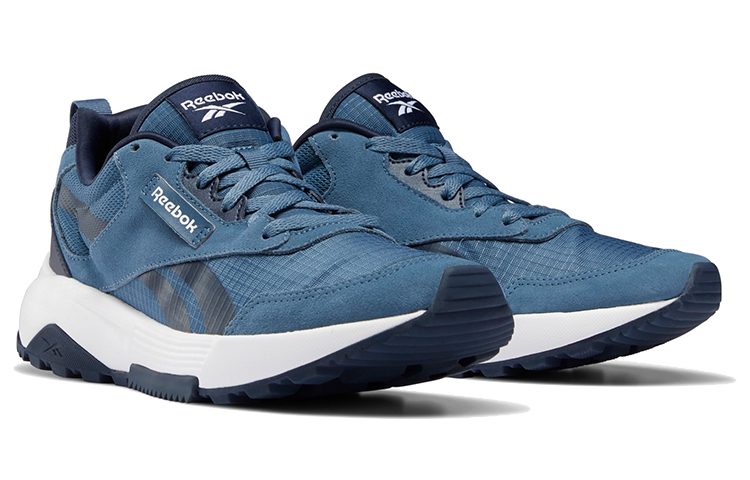 Lookbook Reebok Tradition ''Blu e Bianco'' FZ5402