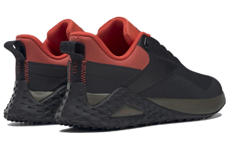 Shop Reebok 越野巡航鞋 '黑動感紅' GW7042
