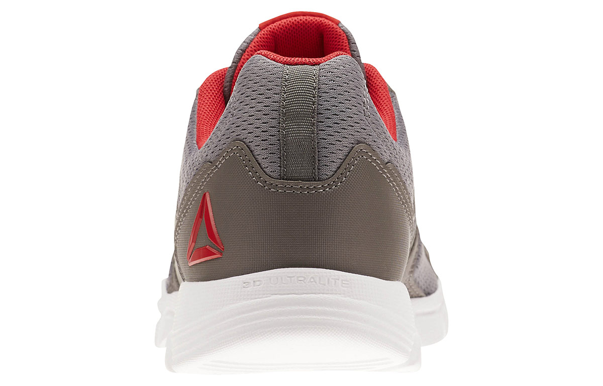 Lookbook Reebok Trainfusion Nine 3.0 ''Grigio Rosso'' CN4716