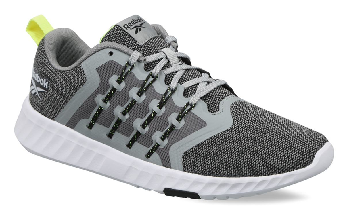 Lookbook リーボック トレーニング ジェネシス グレー FW1115