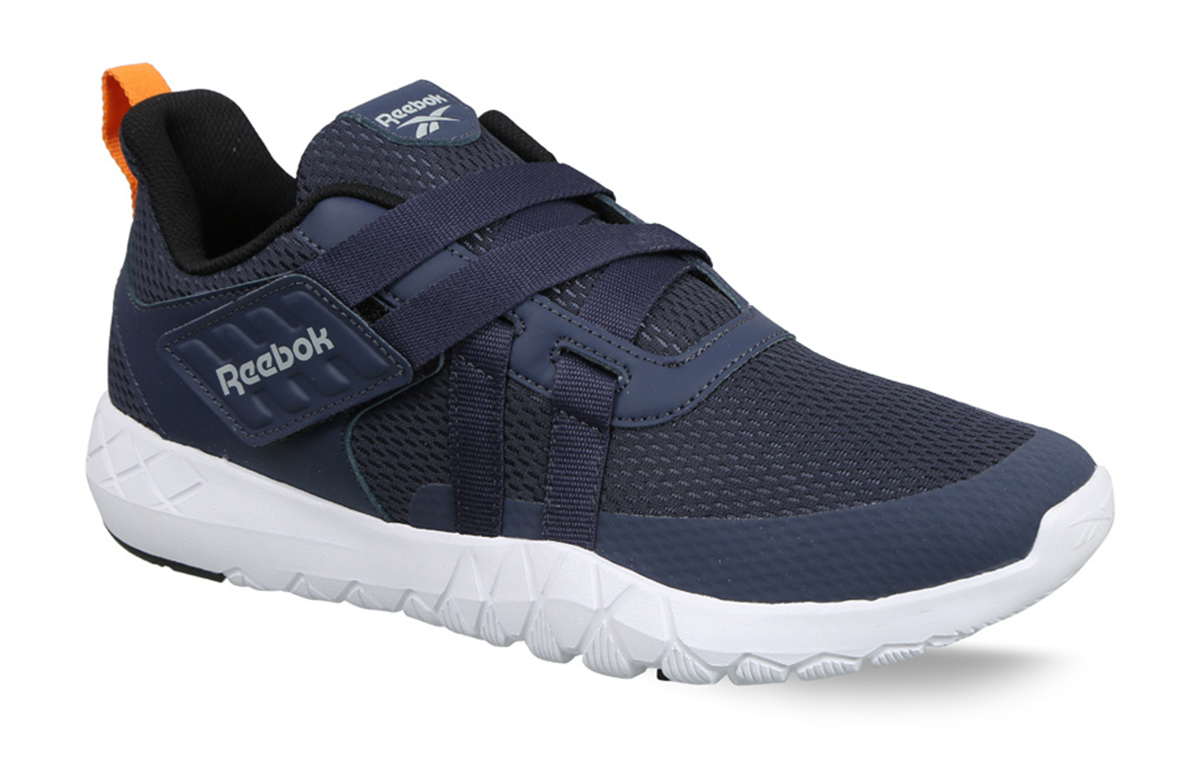 Lookbook Reebok Training Traction ''Blauer Low-Top Laufschuh'' EX4071