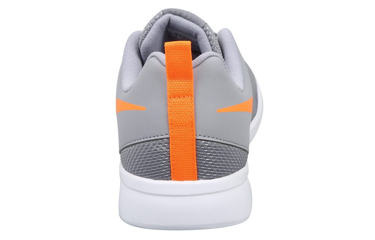 Shop Reebok Tread Revolution Advantage ''Grijs Oranje'' FW1798