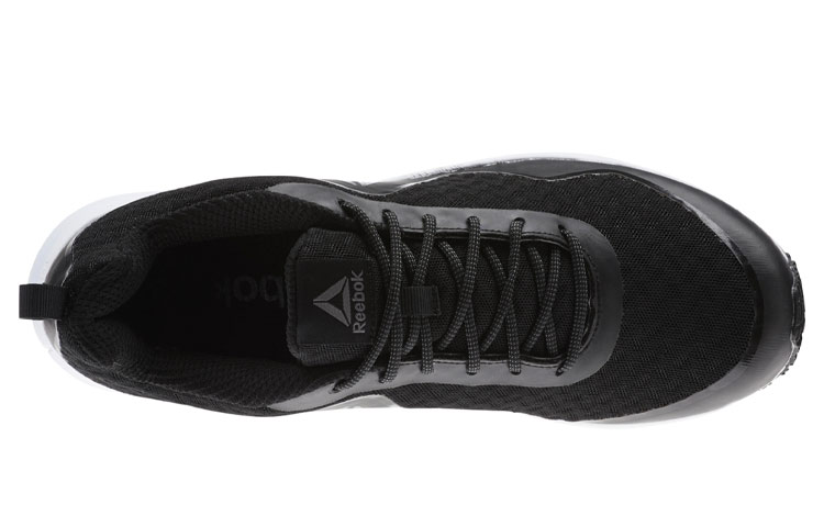 Lookbook Reebok Triplehall 7.0 ''Schwarz'' CM9005