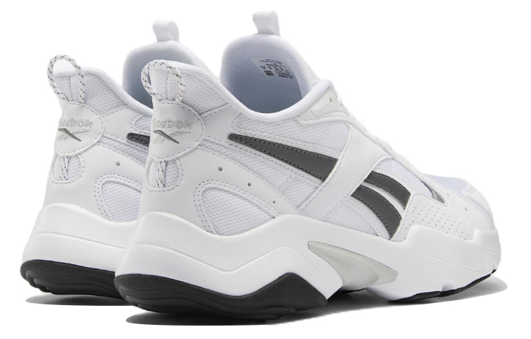 Shop Reebok Turbo Restyle 舒適耐磨跑步鞋 男女同款 白灰
