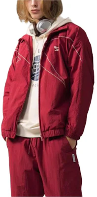 Reebok 男女款休閒舒適外套 深紅色 24FRM103UGR2 Shop Reebok 男女款休閒舒適外套 深紅色 24FRM103UGR2