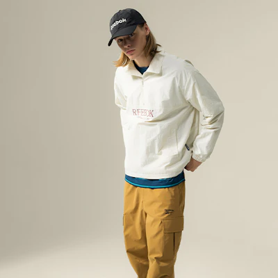 Reebok 男女休闲套头衫卫衣 米白色 24FRM311UGW2 Purchase Reebok 男女休闲套头衫卫衣 米白色 24FRM311UGW2