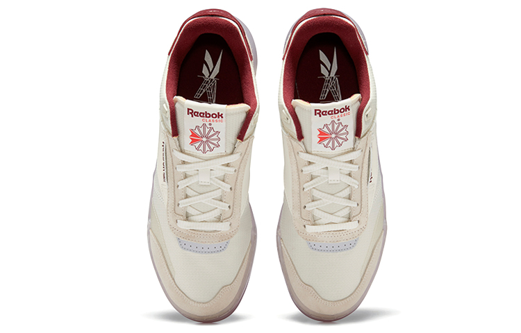 Shop Baskets Reebok Unisex Club C Legacy Blanches GX7559