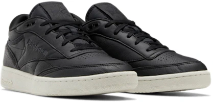 Lookbook Reebok Unisex Club C Mid II Scarpe Nero GX2747