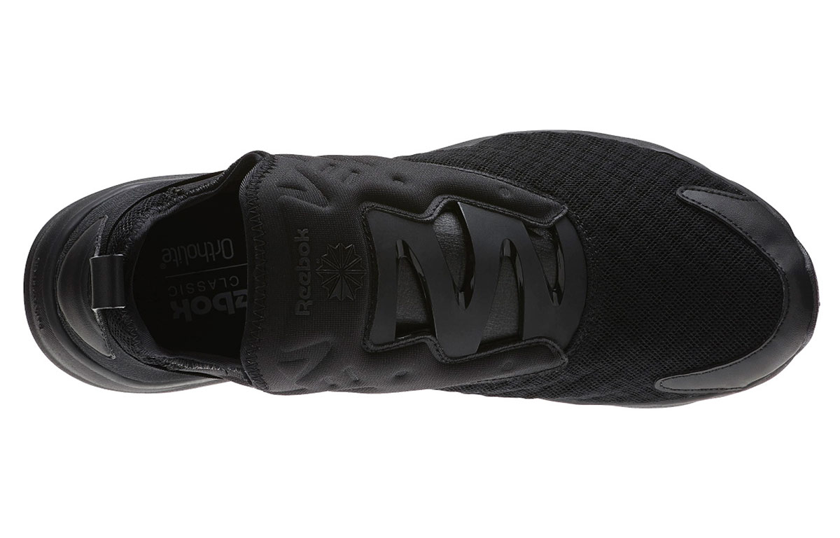 Shop Reebok Furylite Slip-On Emb Chaussures de Course Noir Unisexe. BD1724