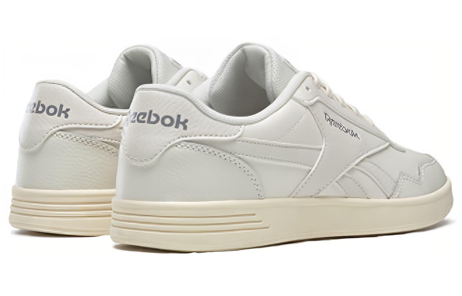 Shop Reebok Unisex Royal Techque T Vulc Sneakers Wit FV5777