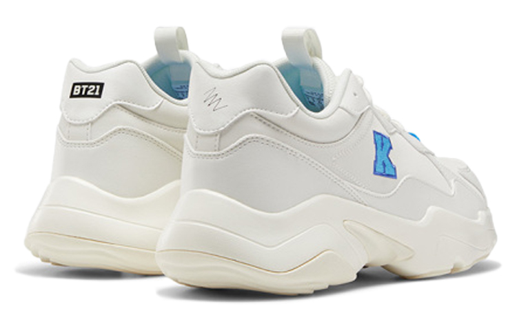 Shop Reebok Unisex Royal Turbo Impulse CLN Sneakers Rosa/Bianco FW5219