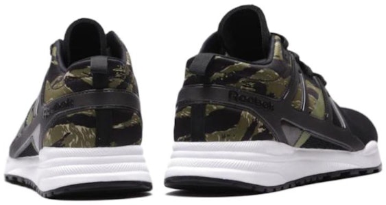 锐步 Ventilator Adapt Graphic '暖橄榄' V66435 Shop 锐步 Ventilator Adapt Graphic '暖橄榄' V66435