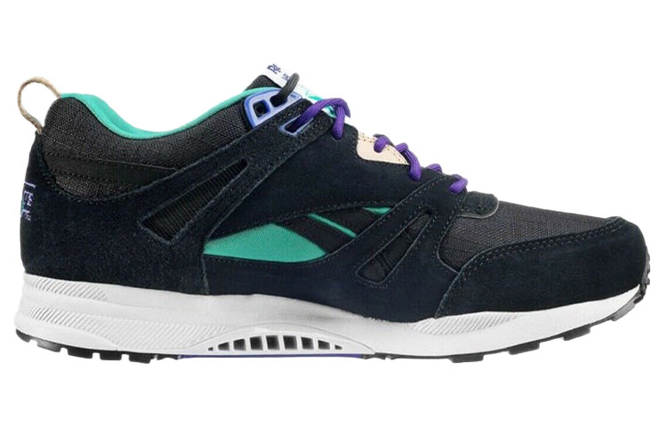 Order Reebok Ventilator Classic 'Ligero y Cómodo Negro' V67252