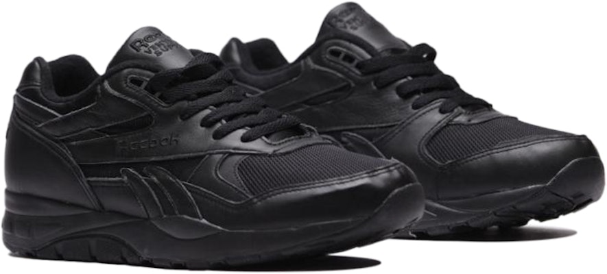Reebok Ventilator Supreme 耐磨低筒跑步鞋 黑 Lookbook Reebok Ventilator Supreme 耐磨低筒跑步鞋 黑