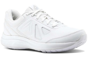 Reebok Walk Ultra 6 DMX Max 2E Wide 'Putih' BS9537 Lookbook Reebok Walk Ultra 6 DMX Max 2E Wide 'Putih' BS9537
