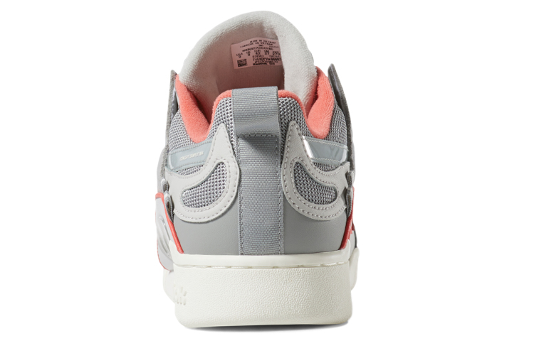 Shop Reebok 锻炼 Plus ATI 90s 复古款 DV6284