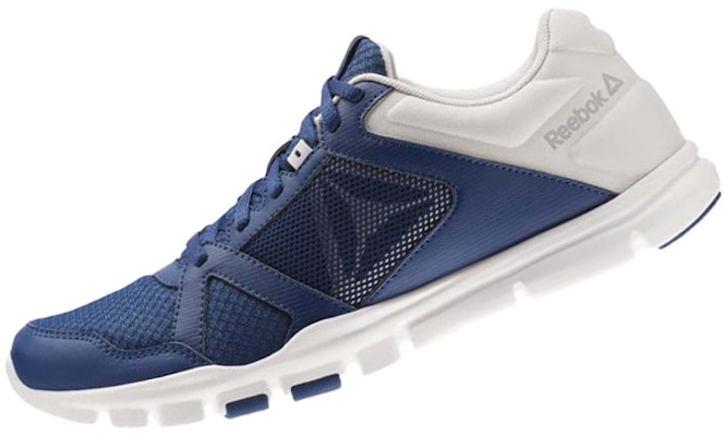 리복 유어플렉스 트레인 10 블루화이트 (Reebok Yourflex Train 10 블루화이트) CN4726 Lookbook 리복 유어플렉스 트레인 10 블루화이트 (Reebok Yourflex Train 10 블루화이트) CN4726