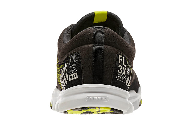 Shop 锐步 Yourflex Train 7.0 '黑黄' 运动鞋 M49888