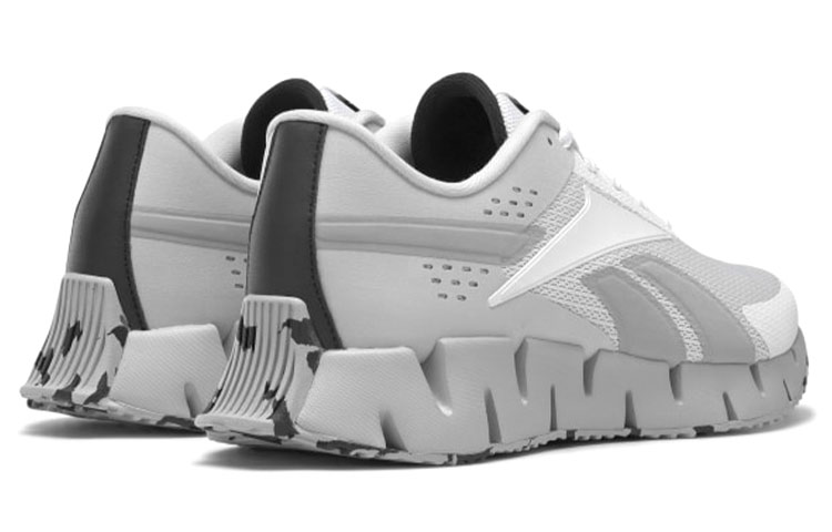 Shop Reebok Zig Dynamica 2 跑步鞋 灰白色

Reebok Zig Dynamica 2 跑步鞋 灰白色