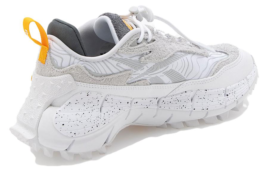 Shop Reebok Zig Kinetica 2.5 Edge 'Putih' 100202182