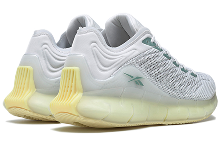 Shop Reebok Zig Kinetica 低幫 跑步鞋 男女同款 白綠