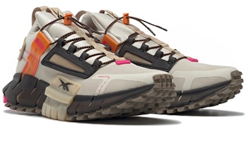 Reebok Zig Kinetica Edge 'Alabaster' Pria/Wanita Sneakers FV3835 Order Reebok Zig Kinetica Edge 'Alabaster' Pria/Wanita Sneakers FV3835