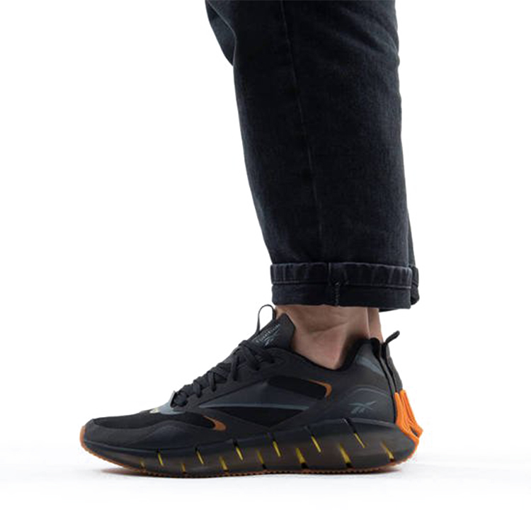 Purchase Reebok Zig Kinetica Horizon '黑色實用黃' FW5297