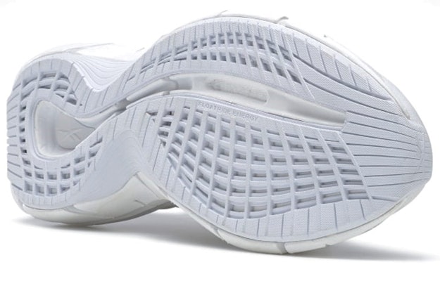 Reebok Zig Kinetica II 'Abu Abu Putih' GZ8801 Details for Reebok Zig Kinetica II 'Abu Abu Putih' GZ8801