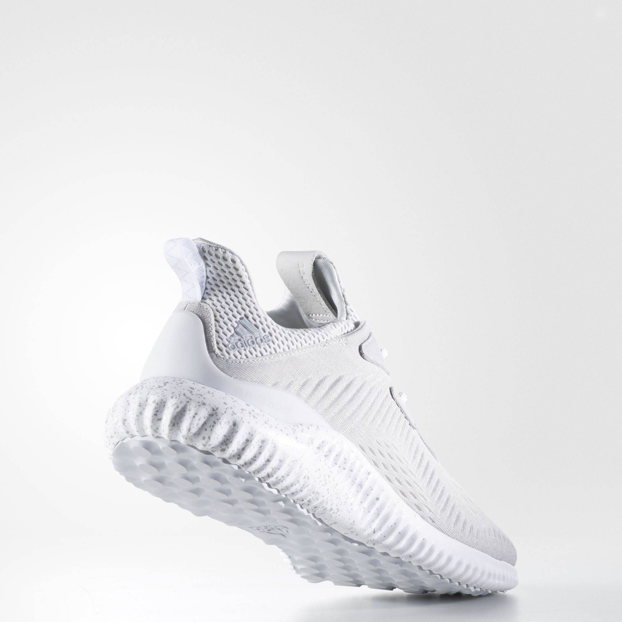 Lookbook Reigning Champ x adidas Alphabounce 'Gris Claro' CG4301