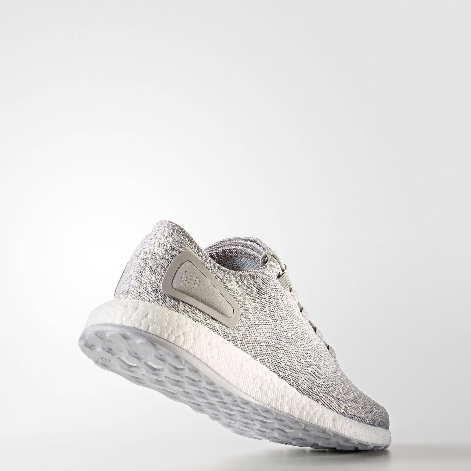 Lookbook レイニングチャンプ×アディダス PureBoost グレー CG5330