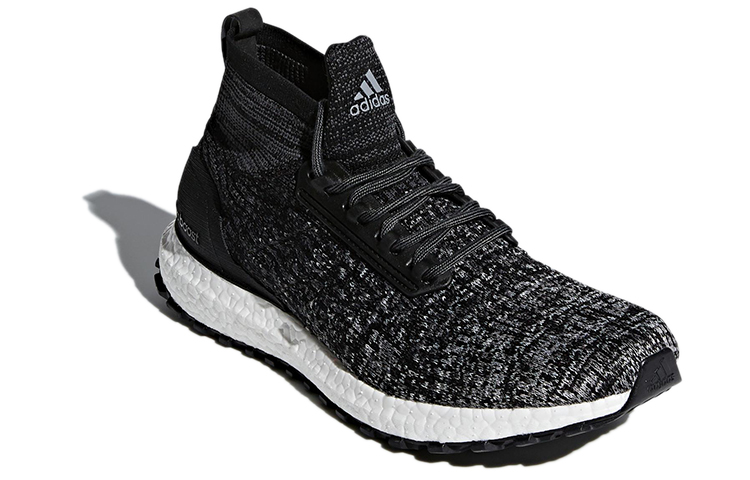 Lookbook Reigning Champ x adidas UltraBoost ATR Mid ''Core Black'' Scarpe DB2043