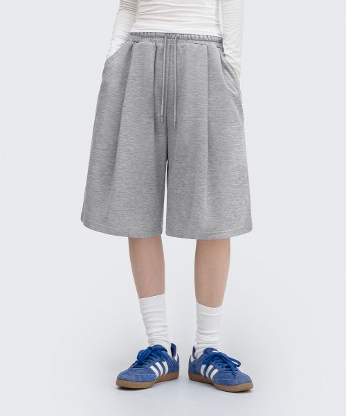 REMAIN SECOND [DEEP TUCK] Bermuda Wide One-Tuck Sweat Shorts [Gray] YSLMPT01