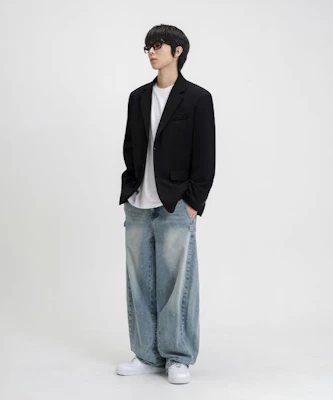 REMAIN SECOND Blazer Oversized Hitam Basic LMJK01 Lookbook REMAIN SECOND Blazer Oversized Hitam Basic LMJK01