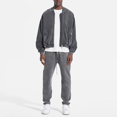 Jaket Slim Fit Lelaki REPRESENT Logo Zip Baseball Collar. M04081-20 Lookbook Jaket Slim Fit Lelaki REPRESENT Logo Zip Baseball Collar. M04081-20