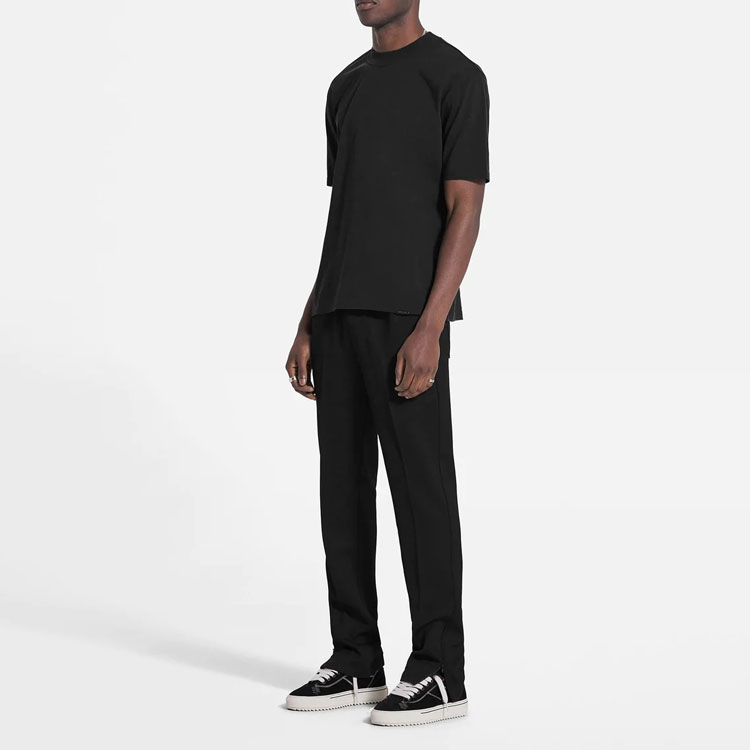 Lookbook REPRESENT SS22 ブラック ストレートフィット スリットヘム カジュアルパンツ. M08143-01