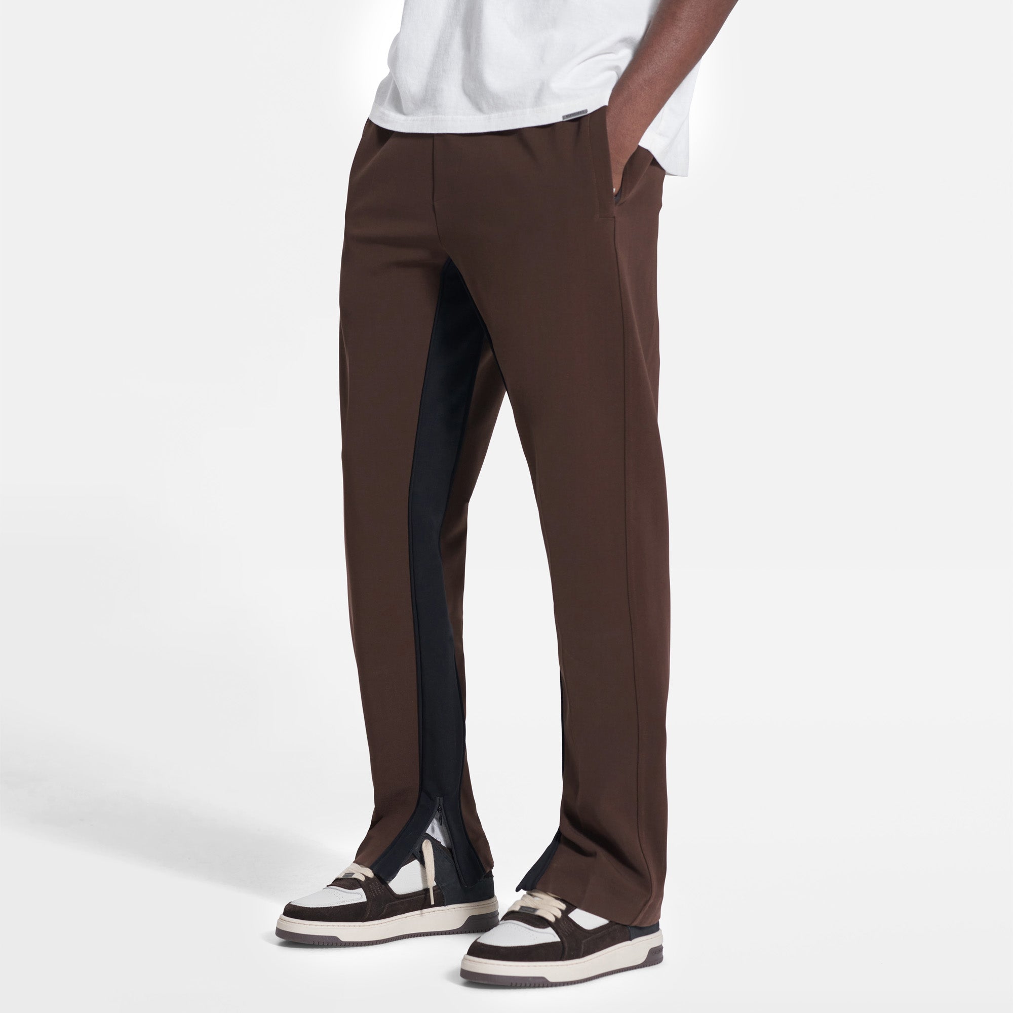 Details for REPRESENT SS22 Seluar Slim Fit Straight Athletic Coklat Koleksi Musim Luruh. M08152-04