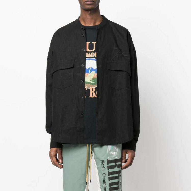 Lookbook Camisa Negra RHUDE SS23 Botonadura Manga Larga con Logo en Relieve RHPS23SR061953720372