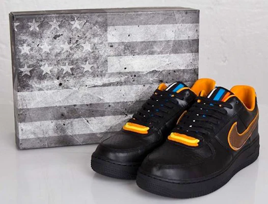 Riccardo Tisci x Nike 空軍一號 SP '黑棕色' 677802-020 Sizing Riccardo Tisci x Nike 空軍一號 SP '黑棕色' 677802-020
