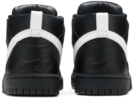 Riccardo Tisci x NikeLab Dunk Lux Chukka 'Hitam' 910088-001 Details for Riccardo Tisci x NikeLab Dunk Lux Chukka 'Hitam' 910088-001