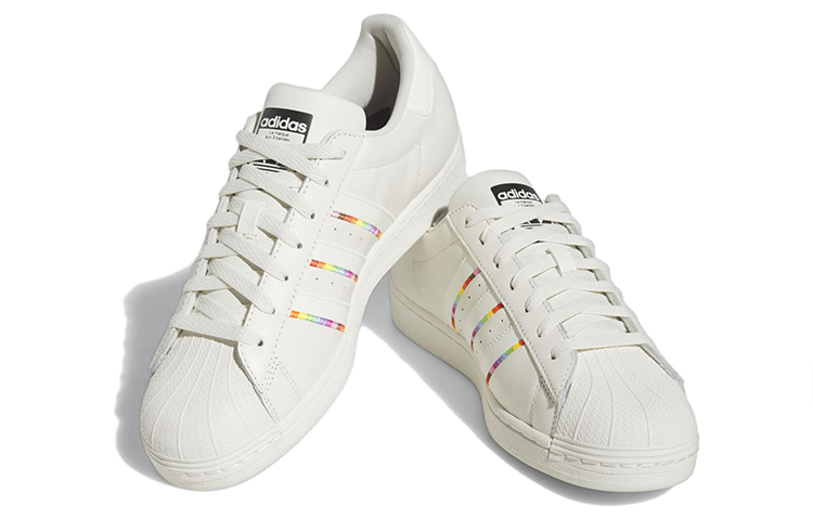 Lookbook Rich Mnisi x adidas Superstar 'Kebanggaan' ID7493