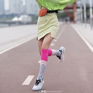 亚瑟士Rick and Morty联名Court-MZ蓝白色球鞋 1203A197-100 Details for 亚瑟士Rick and Morty联名Court-MZ蓝白色球鞋 1203A197-100