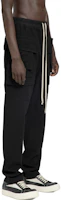 Shop RICK OWENS 黑色寬鬆休閒口袋長褲 固定色系綁帶設計. DU02C5376RIG-09