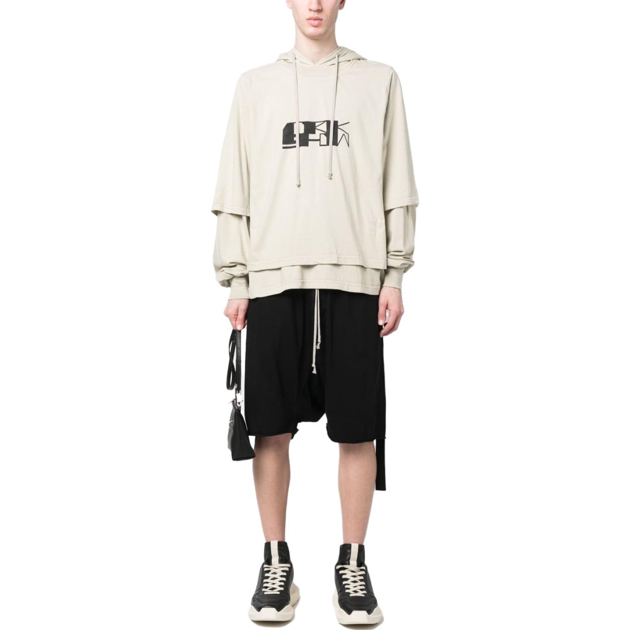 Lookbook Rick Owens DRKSHDW Seluar Pendek Hitam Drop-Crotch dengan Tali Pinggang. DU01C6380RN