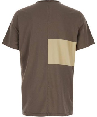 Rick Owens DRKSHDW Kaos Coklat Slim Fit Lengan Pendek dengan Grafis DU01D1250RNEP23408 Lookbook Rick Owens DRKSHDW Kaos Coklat Slim Fit Lengan Pendek dengan Grafis DU01D1250RNEP23408