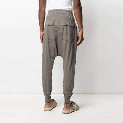 瑞克欧文斯DRKSHDW FW22宽松版标志抽绳裤棕色 DU21S2395RN-34 Shop 瑞克欧文斯DRKSHDW FW22宽松版标志抽绳裤棕色 DU21S2395RN-34