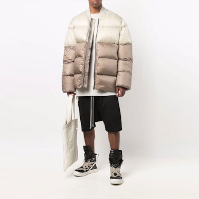 リックオウエンス FW21 カラーブロック パネル ダウンジャケット ベージュ RU02A5788NZD308-54 Lookbook リックオウエンス FW21 カラーブロック パネル ダウンジャケット ベージュ RU02A5788NZD308-54