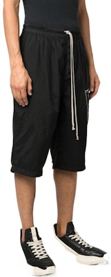 RICK OWENS FW22 High-Waisted Drawstring Shorts Black DU02B4373NDEH1 Shop RICK OWENS FW22 High-Waisted Drawstring Shorts Black DU02B4373NDEH1