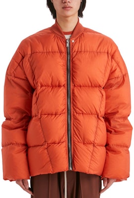 Rick Owens FW22 Jaket Penerbangan Zip-Up Oren Ringan Solid RU02B2788NZD3-53 Lookbook Rick Owens FW22 Jaket Penerbangan Zip-Up Oren Ringan Solid RU02B2788NZD3-53