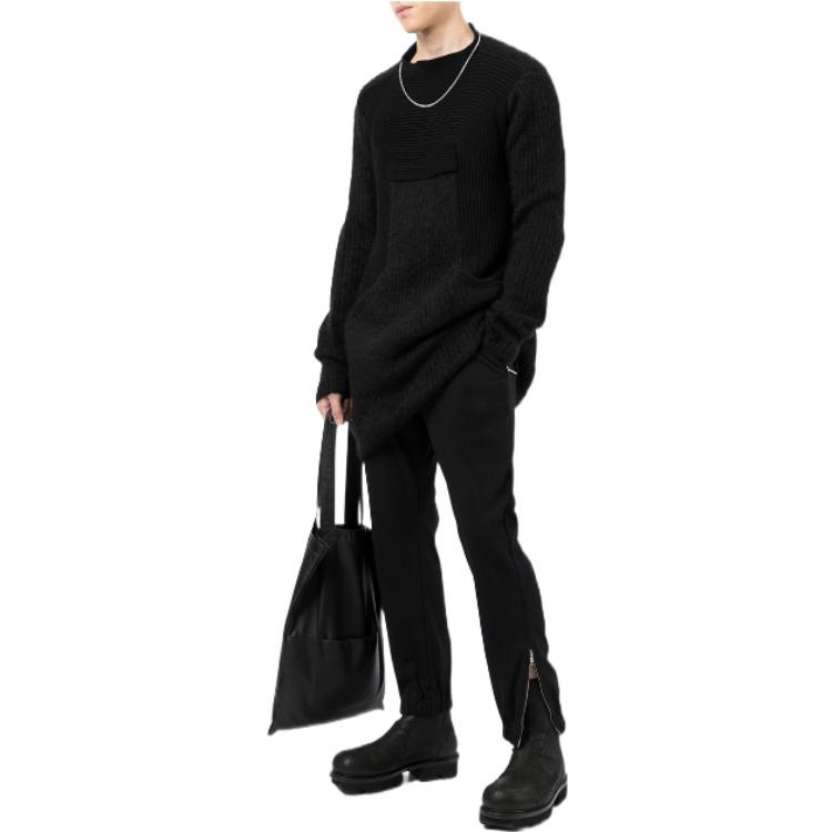 Lookbook RICK OWENS FW22 Black Mohair Crewneck Sweater . RU02A5660KGL909